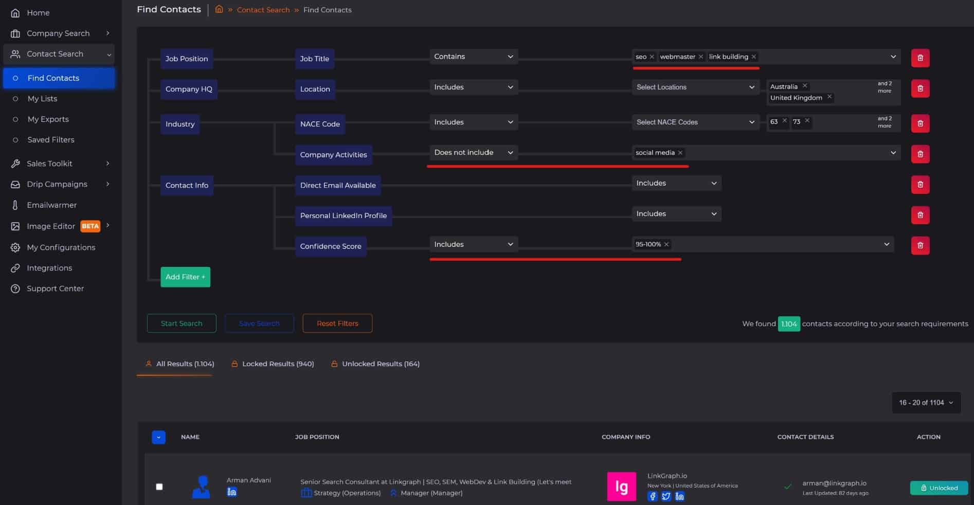 find employees in a company searching by job title